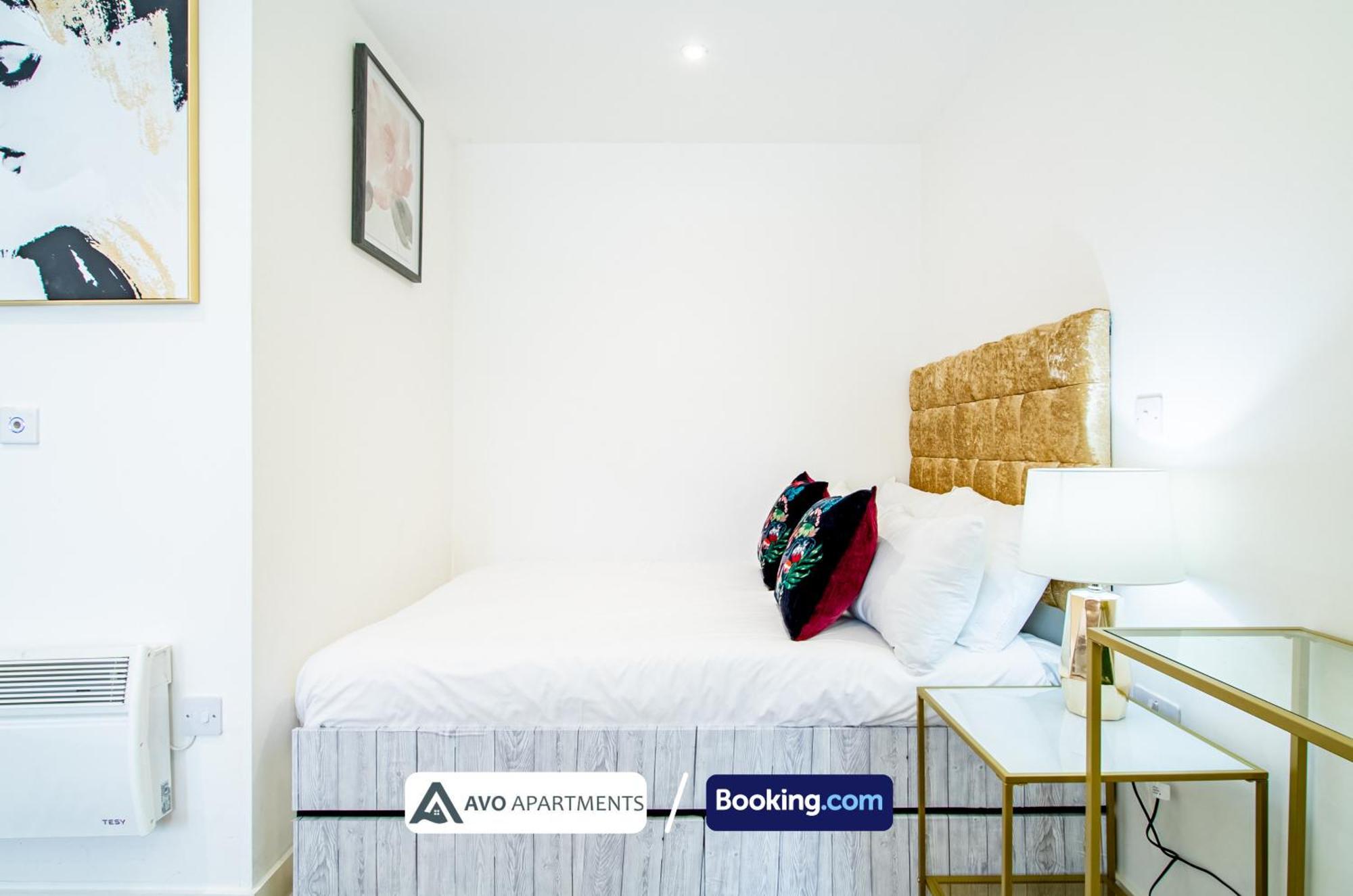 Studio Apartment by Avo: Serviced Accommodation with Free Wi-Fi Sheffield Exterior photo