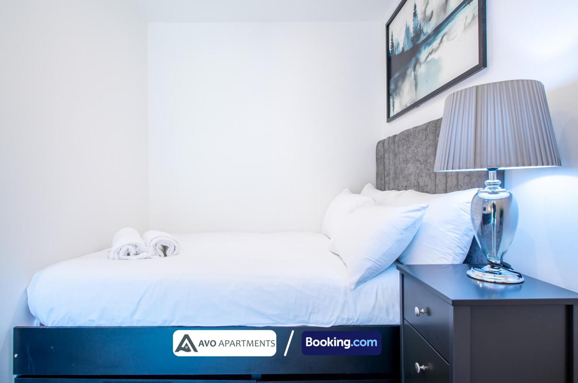 Studio Apartment by Avo: Serviced Accommodation with Free Wi-Fi Sheffield Exterior photo